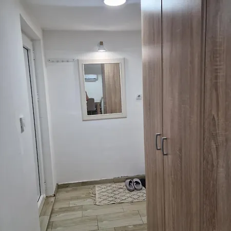 Zed Διαμέρισμα *