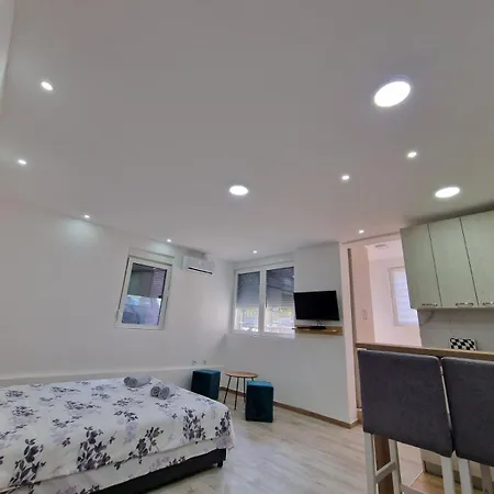 Zed Διαμέρισμα